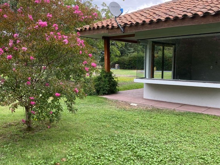 Casa en Arriendo en Club de Golf Los Lirios, Requínoa